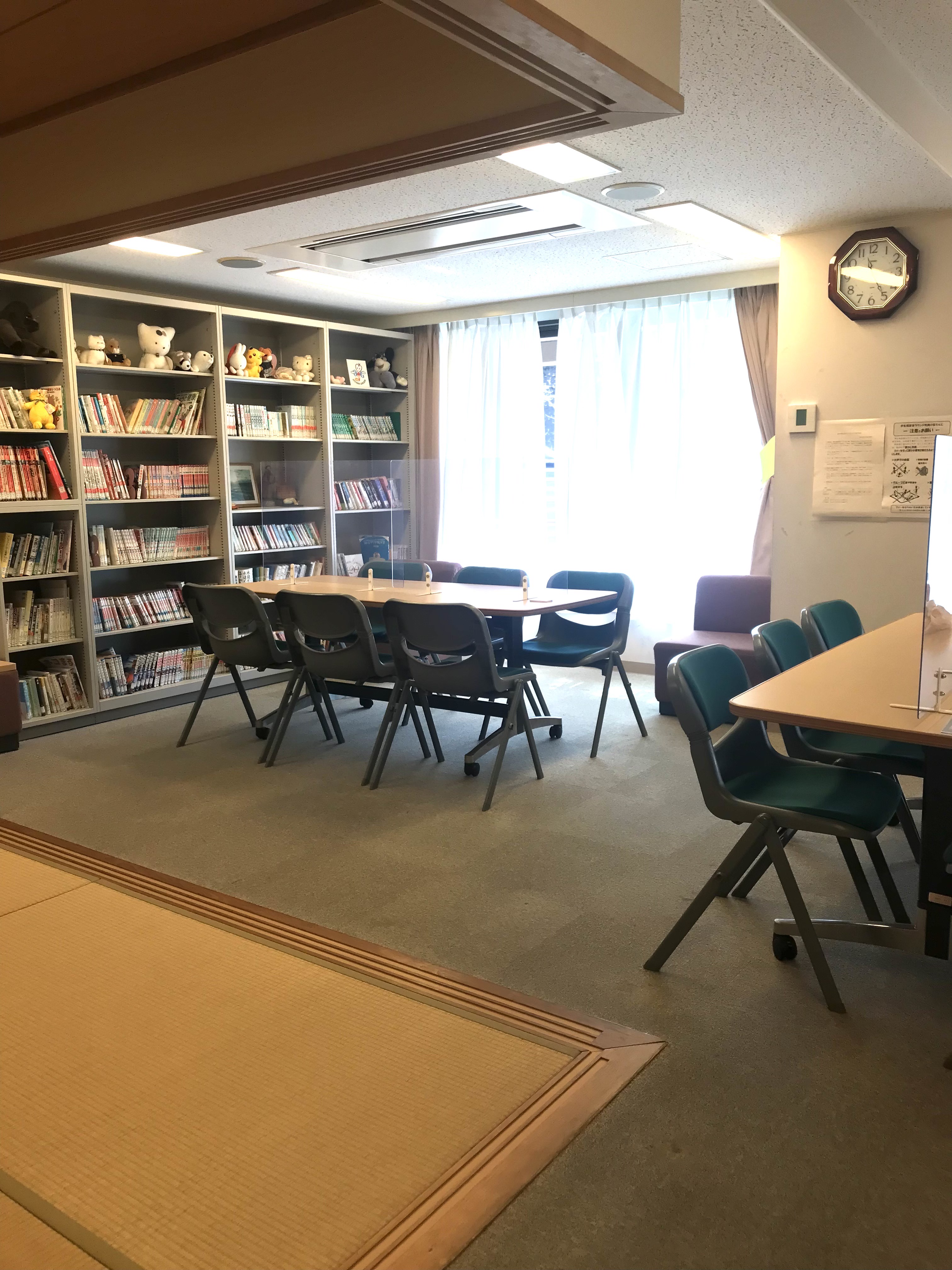 安威(ラウンジ).jpeg